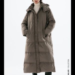 Brand new Zara water and wind repellent removable hood long puffer